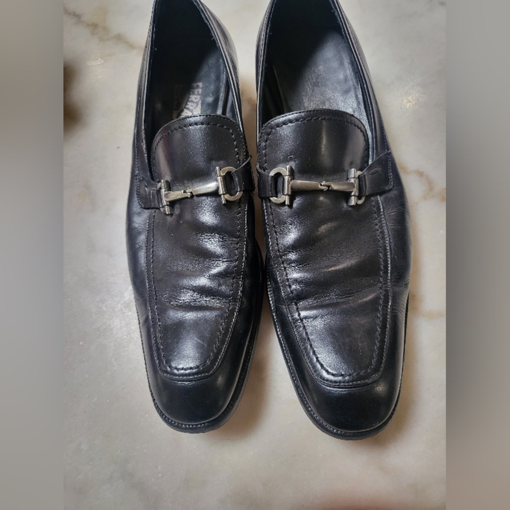 Salvatore ferragamo mens dress shoes 9.5